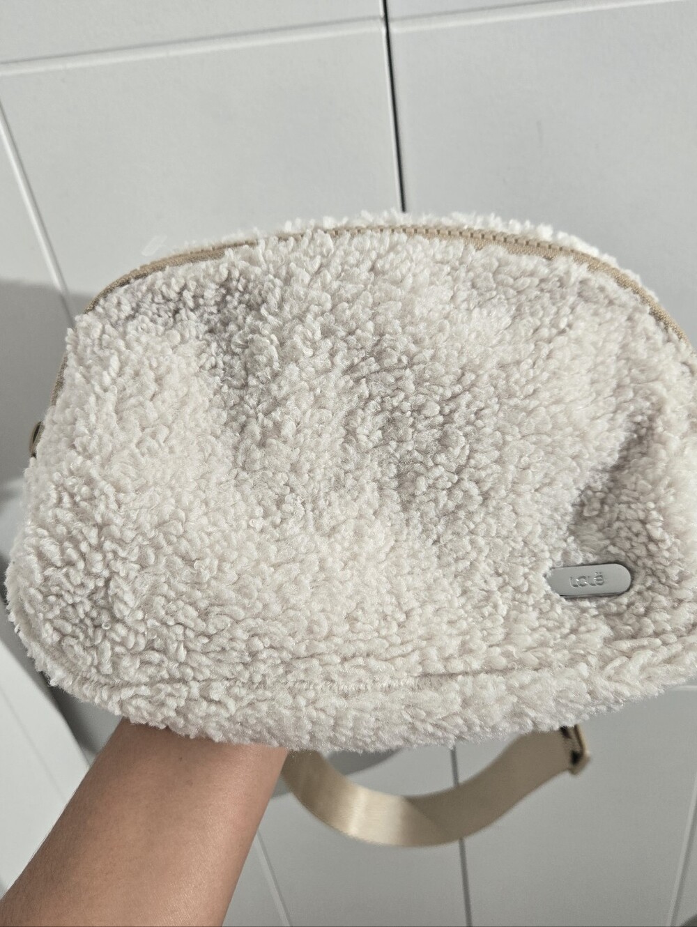 Lolë Sherpa Fleece Belt Bag